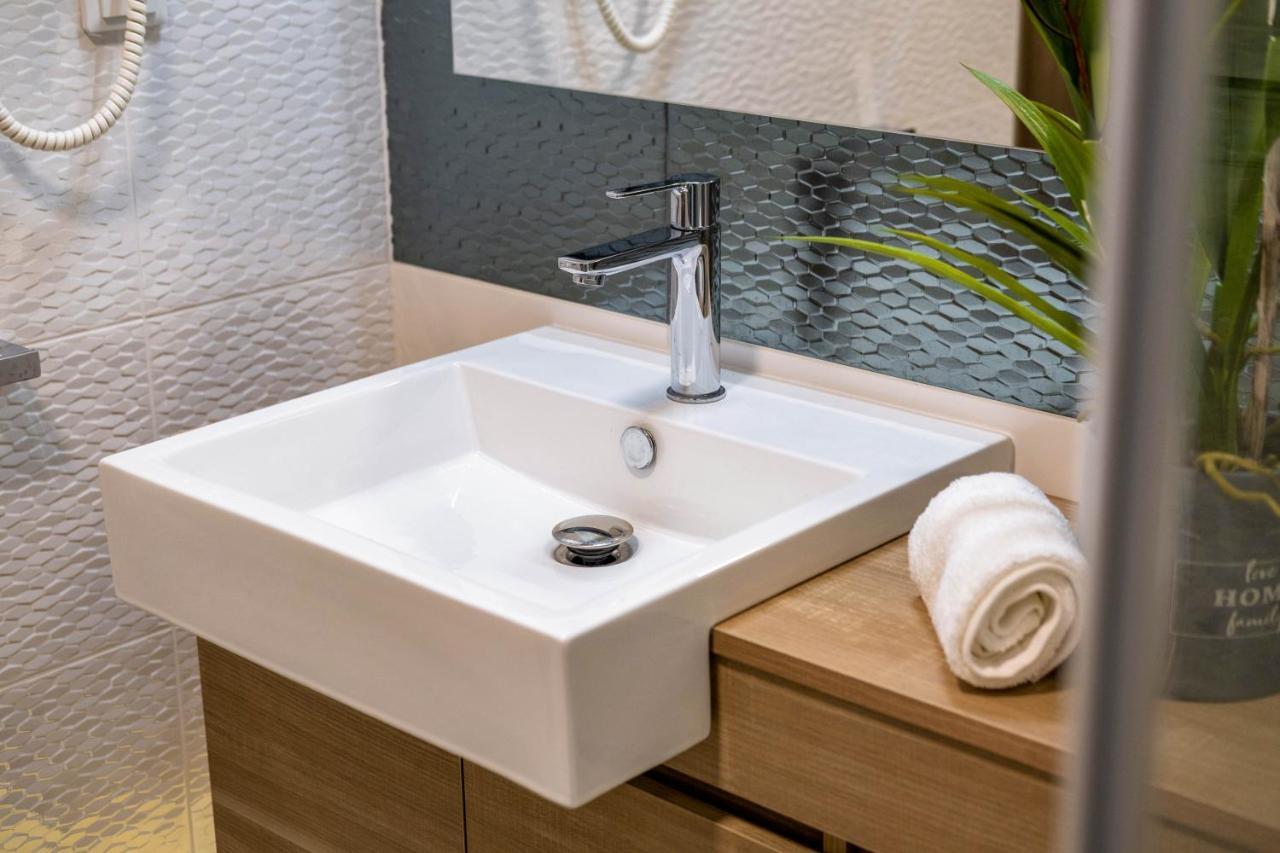 Myflat Coral Beach Apartment Siofok Bagian luar foto