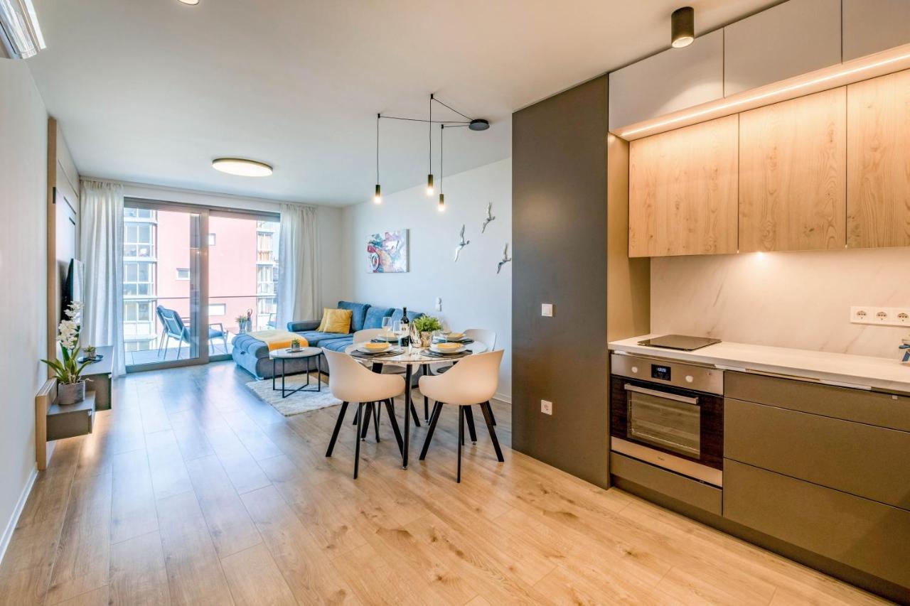 Myflat Coral Beach Apartment Siofok Bagian luar foto
